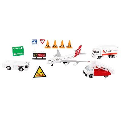 Qantas toy hot sale plane set